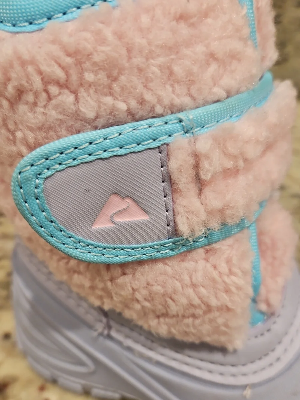 Ozark Trail Pink/Purple Sherpa Girls Winter Boots with Light Blue Trim, Size 6